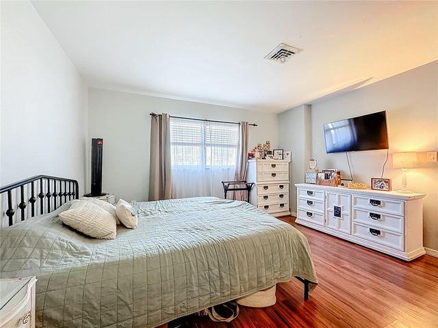 1521 BANYAN DR., Venice, FL 34293