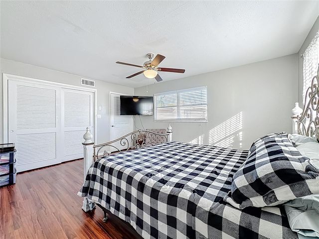 1521 BANYAN DR., Venice, FL 34293