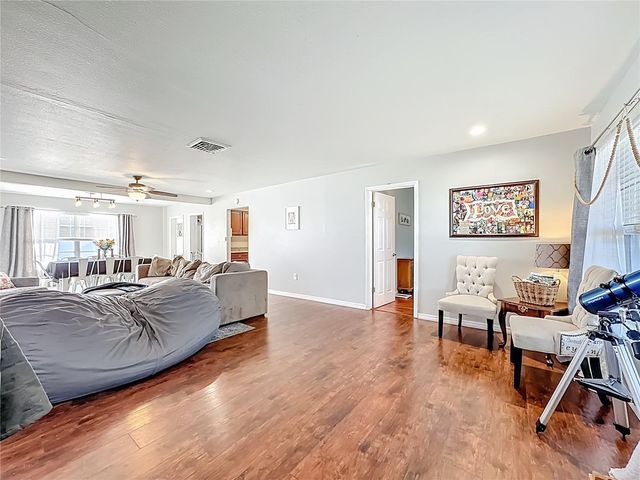 1521 BANYAN DR., Venice, FL 34293