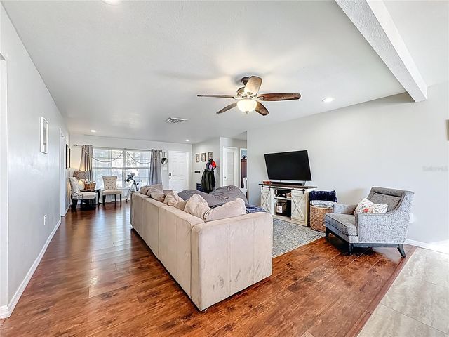 1521 BANYAN DR., Venice, FL 34293