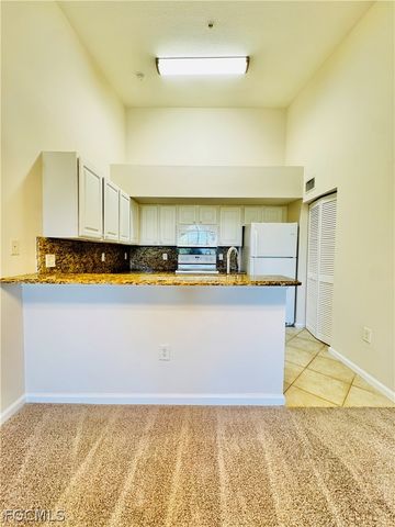 4127 Residence DR 417, Fort Myers, FL 33901