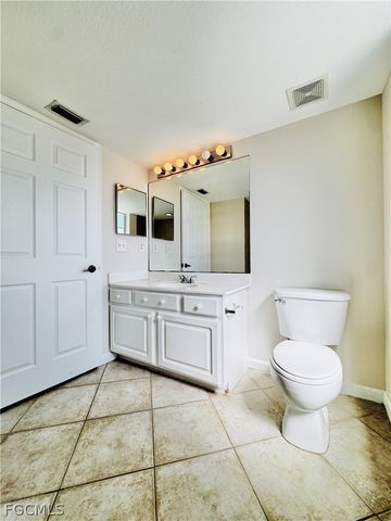 4127 Residence DR 417, Fort Myers, FL 33901