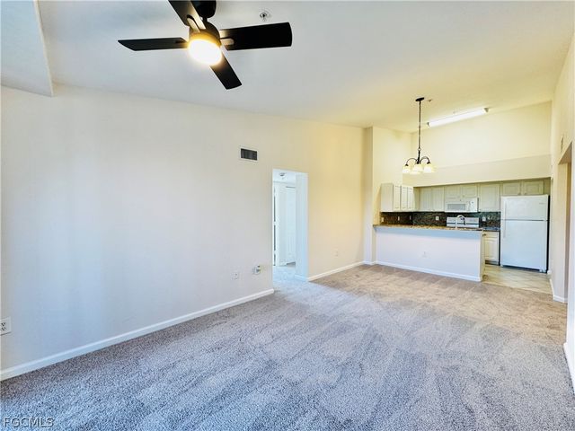 4127 Residence DR 417, Fort Myers, FL 33901