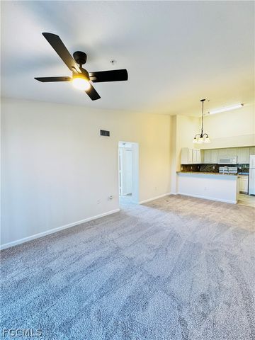 4127 Residence DR 417, Fort Myers, FL 33901