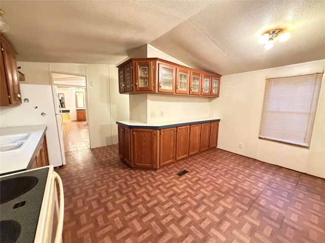 611 Star Street, Denison, TX 75020