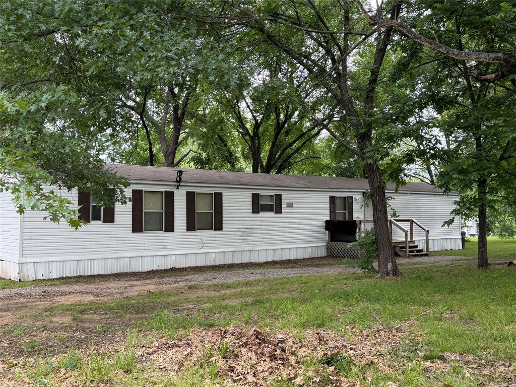 611 Star Street, Denison, TX 75020