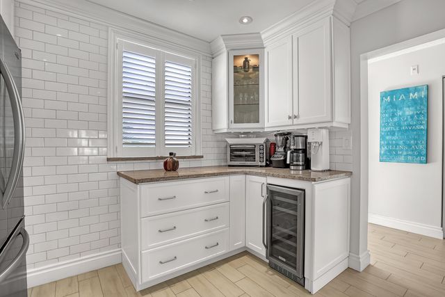 945 Oak Harbour Drive 945, Juno Beach, FL 33408