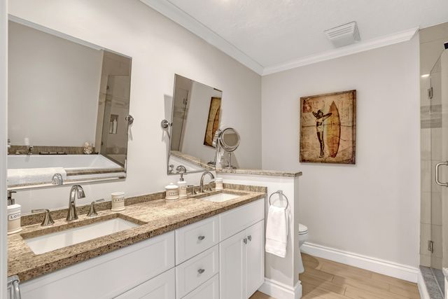 945 Oak Harbour Drive 945, Juno Beach, FL 33408