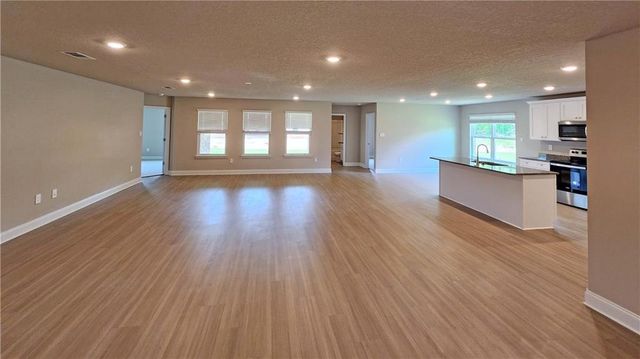 8637 Brooklyn Court, Semmes, AL 36575