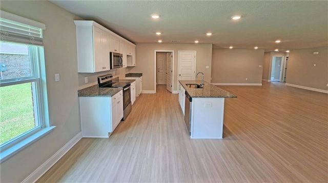 8637 Brooklyn Court, Semmes, AL 36575