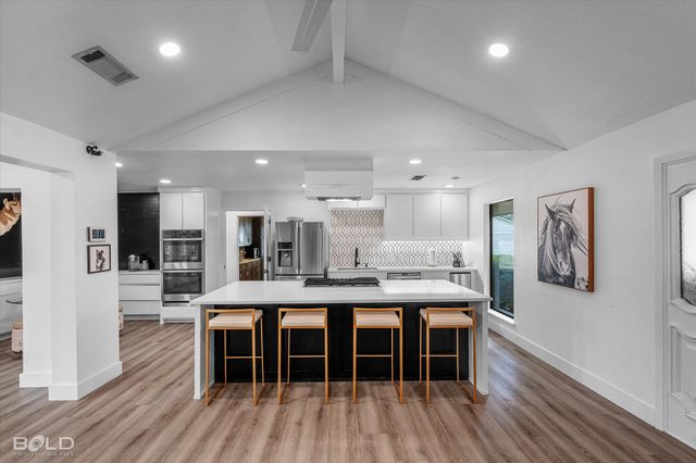 9450 Red Oak Lane, Shreveport, LA 71106