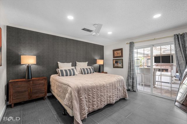 9450 Red Oak Lane, Shreveport, LA 71106