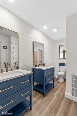 9450 Red Oak Lane, Shreveport, LA 71106