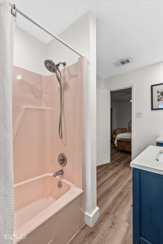 9450 Red Oak Lane, Shreveport, LA 71106