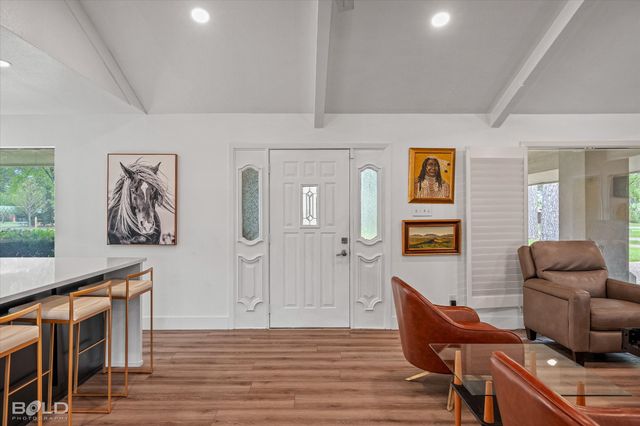 9450 Red Oak Lane, Shreveport, LA 71106