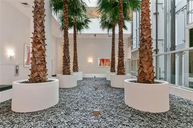 3131 NE 188th St 2-1010, Aventura, FL 33180