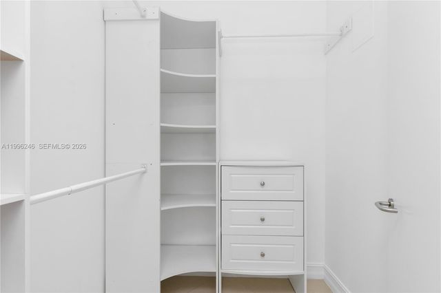 3131 NE 188th St 2-1010, Aventura, FL 33180