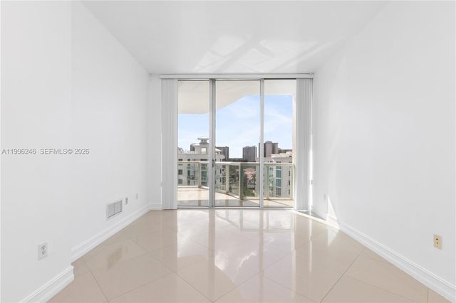 3131 NE 188th St 2-1010, Aventura, FL 33180