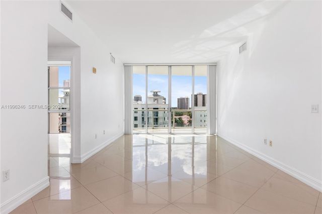 3131 NE 188th St 2-1010, Aventura, FL 33180