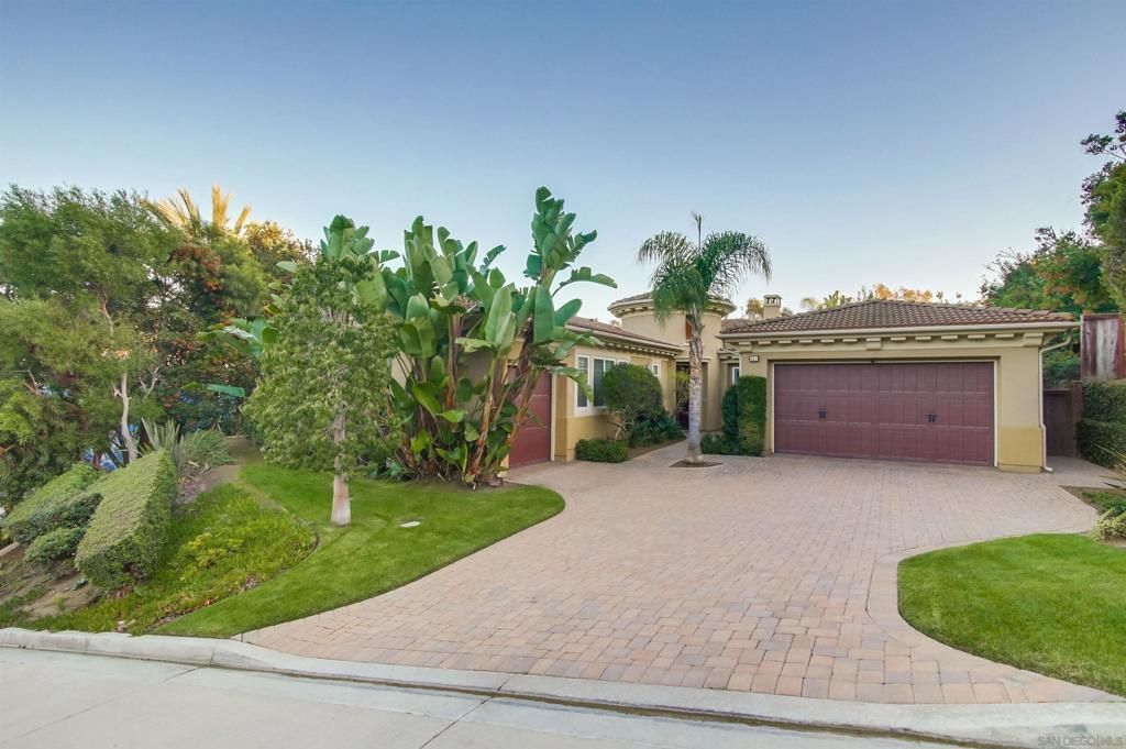 545 Quail Pointe Lane, Encinitas, CA 92024