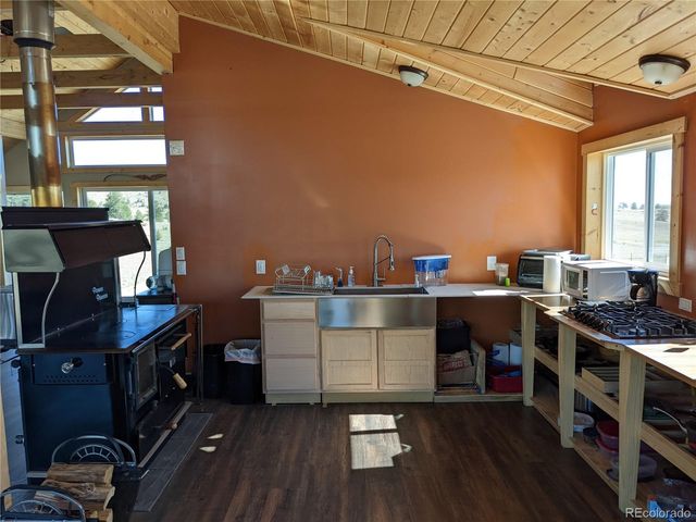 79 Quail Court, Hartsel, CO 80449