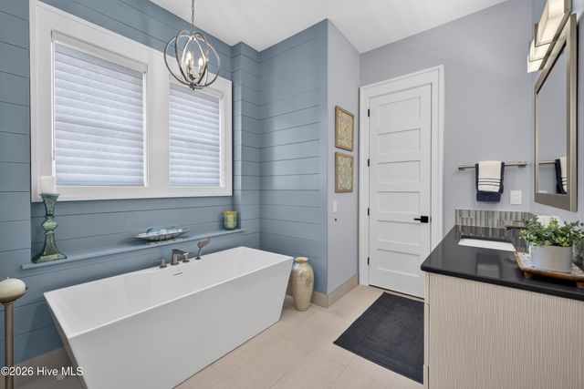 8275 Spoonwood Drive NE, Leland, NC 28451