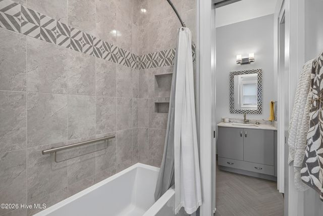 8275 Spoonwood Drive NE, Leland, NC 28451
