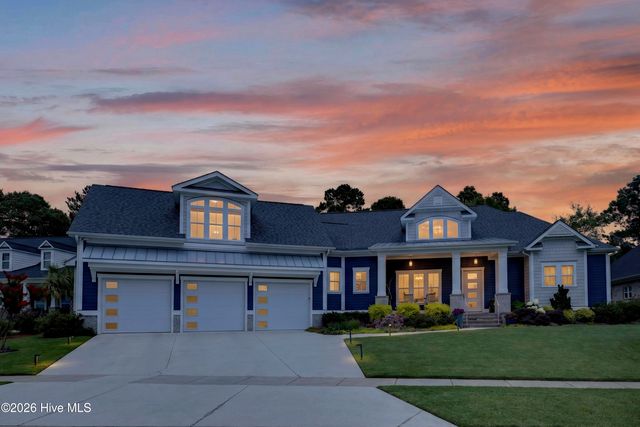 8275 Spoonwood Drive NE, Leland, NC 28451