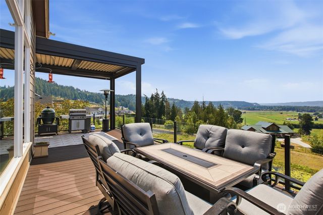 8110 172nd Avenue E, Sumner, WA 98390