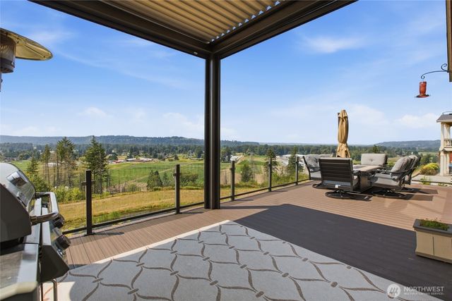 8110 172nd Avenue E, Sumner, WA 98390