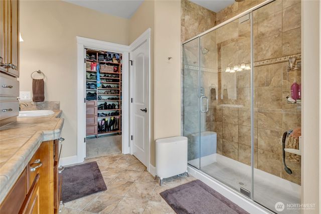 8110 172nd Avenue E, Sumner, WA 98390