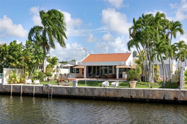 Calle Malaga E-17 VISTAMAR MARINA, Carolina, PR 00983