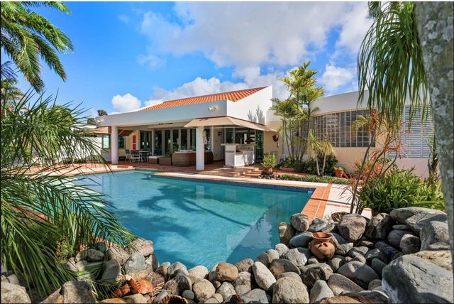 Calle Malaga E-17 VISTAMAR MARINA, Carolina, PR 00983