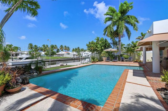 Calle Malaga E-17 VISTAMAR MARINA, Carolina, PR 00983