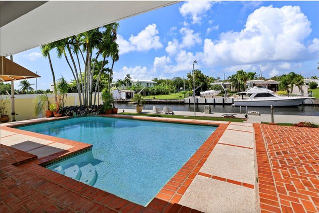 Calle Malaga E-17 VISTAMAR MARINA, Carolina, PR 00983