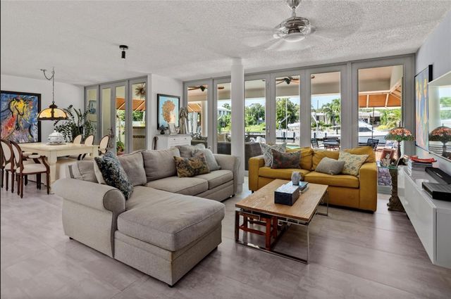 Calle Malaga E-17 VISTAMAR MARINA, Carolina, PR 00983