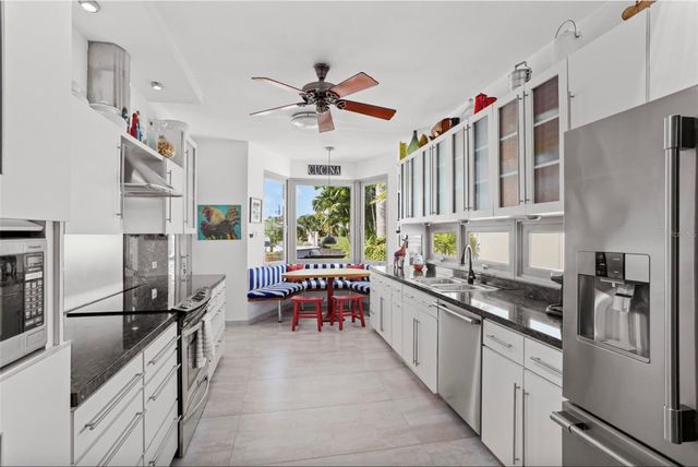 Calle Malaga E-17 VISTAMAR MARINA, Carolina, PR 00983