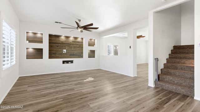 33915 S Colony Drive, Red Rock, AZ 85145