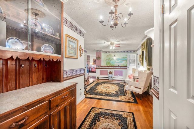 8217 SOUTH EAST SIDE HWY, Elkton, VA 22827