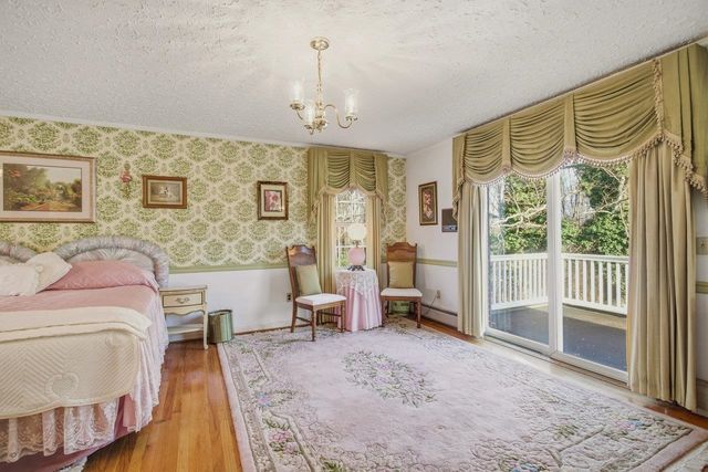 8217 SOUTH EAST SIDE HWY, Elkton, VA 22827