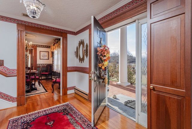 8217 SOUTH EAST SIDE HWY, Elkton, VA 22827