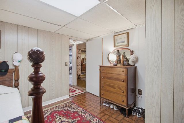 8217 SOUTH EAST SIDE HWY, Elkton, VA 22827