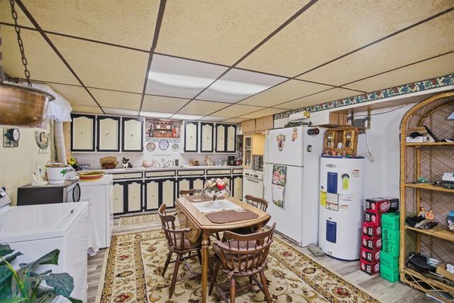 8217 SOUTH EAST SIDE HWY, Elkton, VA 22827