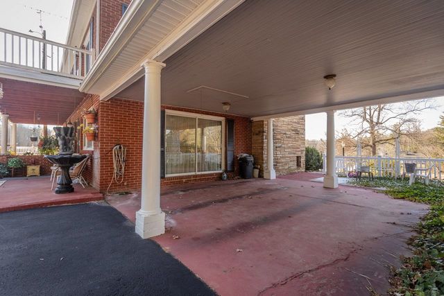 8217 SOUTH EAST SIDE HWY, Elkton, VA 22827