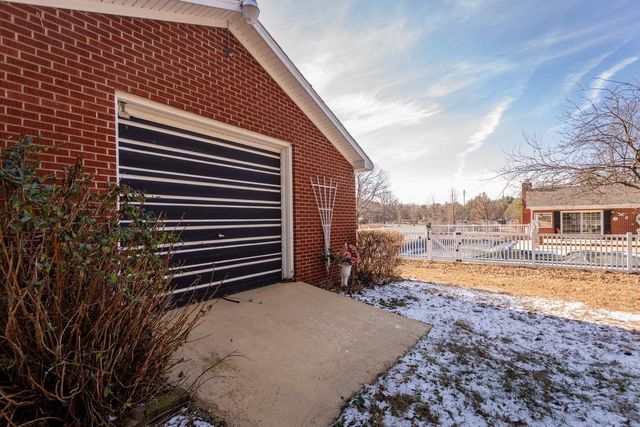 8217 SOUTH EAST SIDE HWY, Elkton, VA 22827