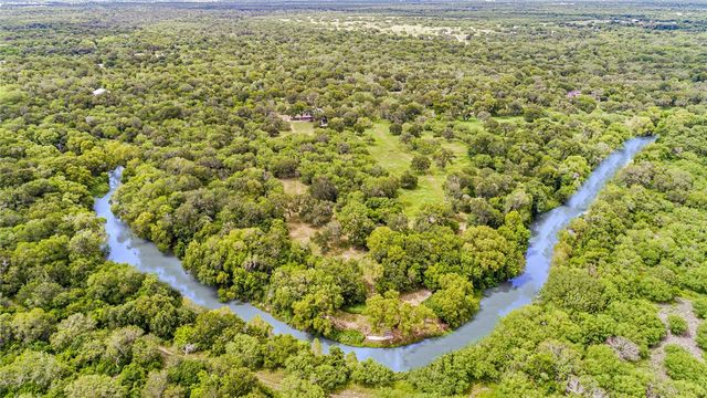 22150 County Rd 1718, Mathis, TX 78368