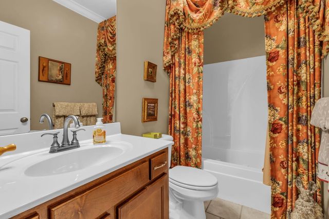 3647 Bentwood Cove Drive, Apison, TN 37302