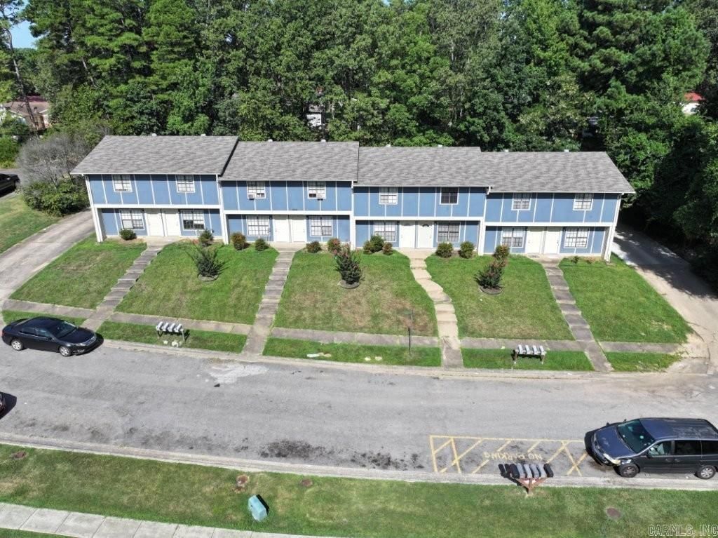 1800 Labette Manor Drive, Little Rock, AR 72205