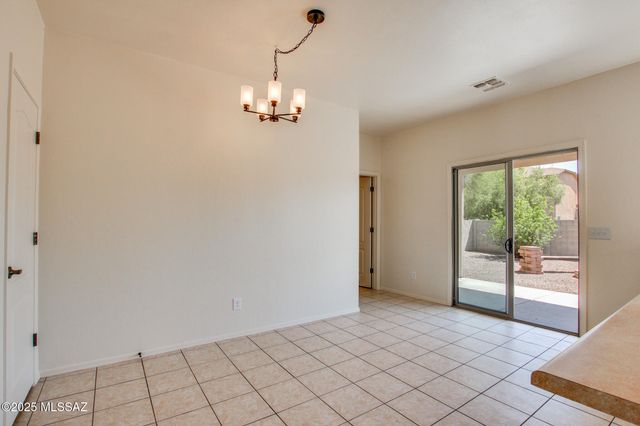 6257 E Stonechat Drive, Tucson, AZ 85756