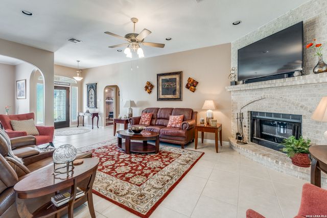 3704 Hillside, Schertz, TX 78108